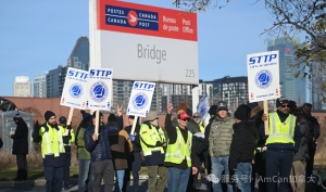 Canada Post可能再次罢工？工会拒绝“最终合同”提议